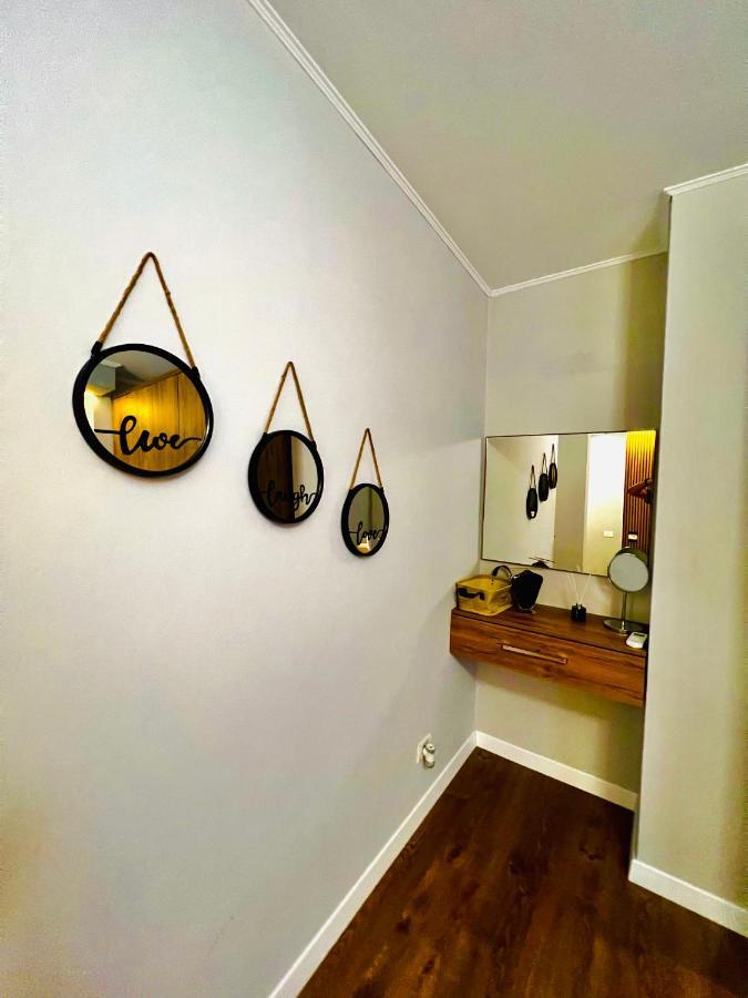 Luxury Apartaments Tirana Esterno foto