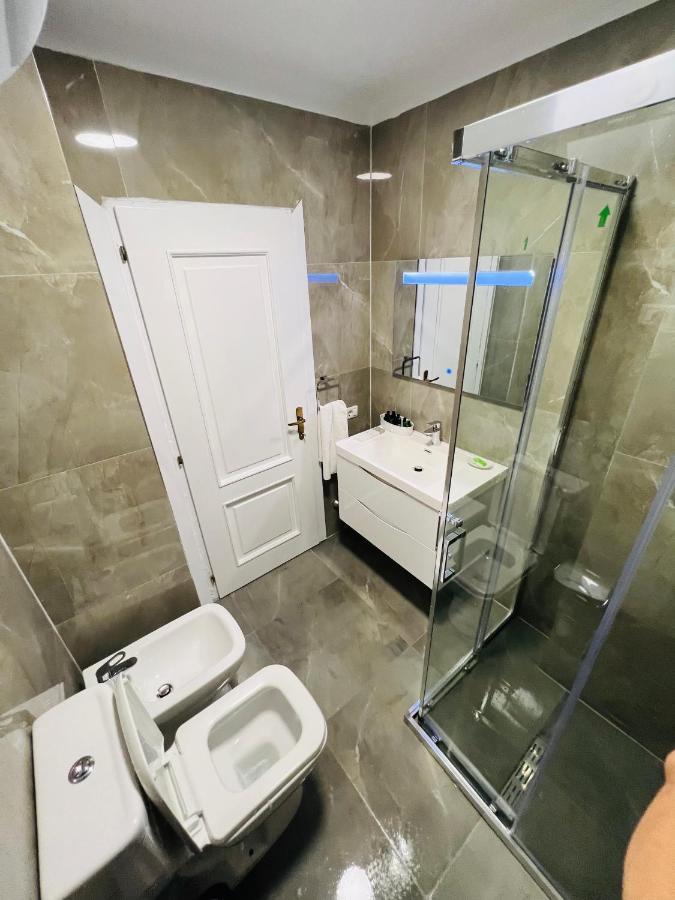 Luxury Apartaments Tirana Esterno foto