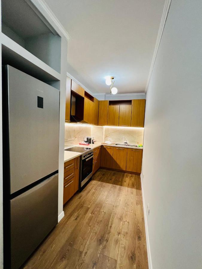 Luxury Apartaments Tirana Esterno foto